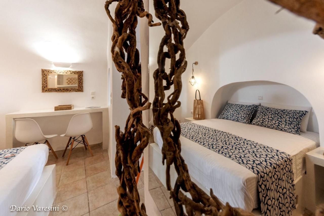 Villa Santorinian Lava House à Pýrgos Extérieur photo