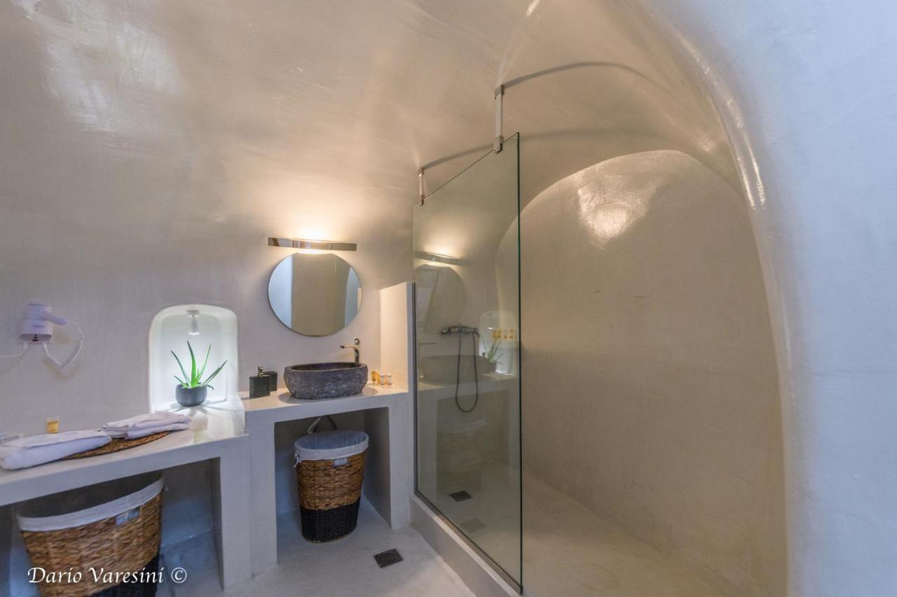 Villa Santorinian Lava House à Pýrgos Extérieur photo